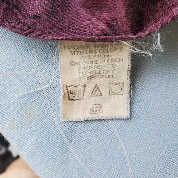 Vintage DKNY Iridescent Burgundy Shirt Y2K Minimalist Satin Button-Up 16.5 32/33 - Picture 5 of 5